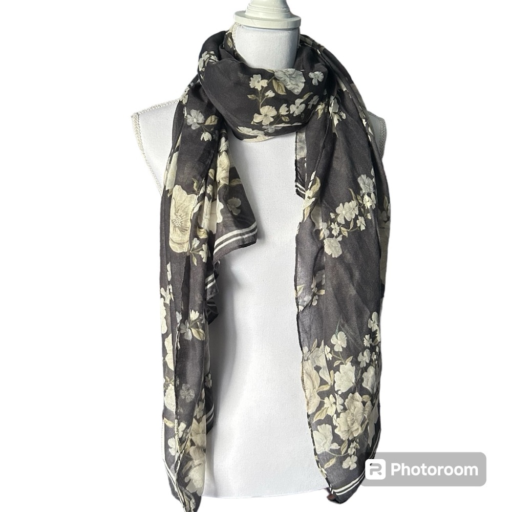 Gray Floral Decorative Scarf